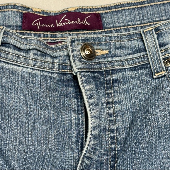 Gloria Vanderbilt Women’s Denim Blue Relaxed Jeans - Picture 6 of 11